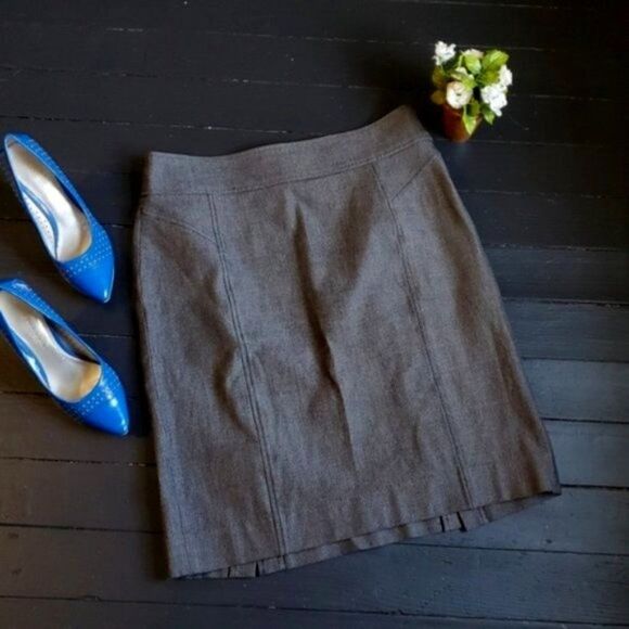 Banana Republic Stretch Pencil Skirt - Picture 1 of 7